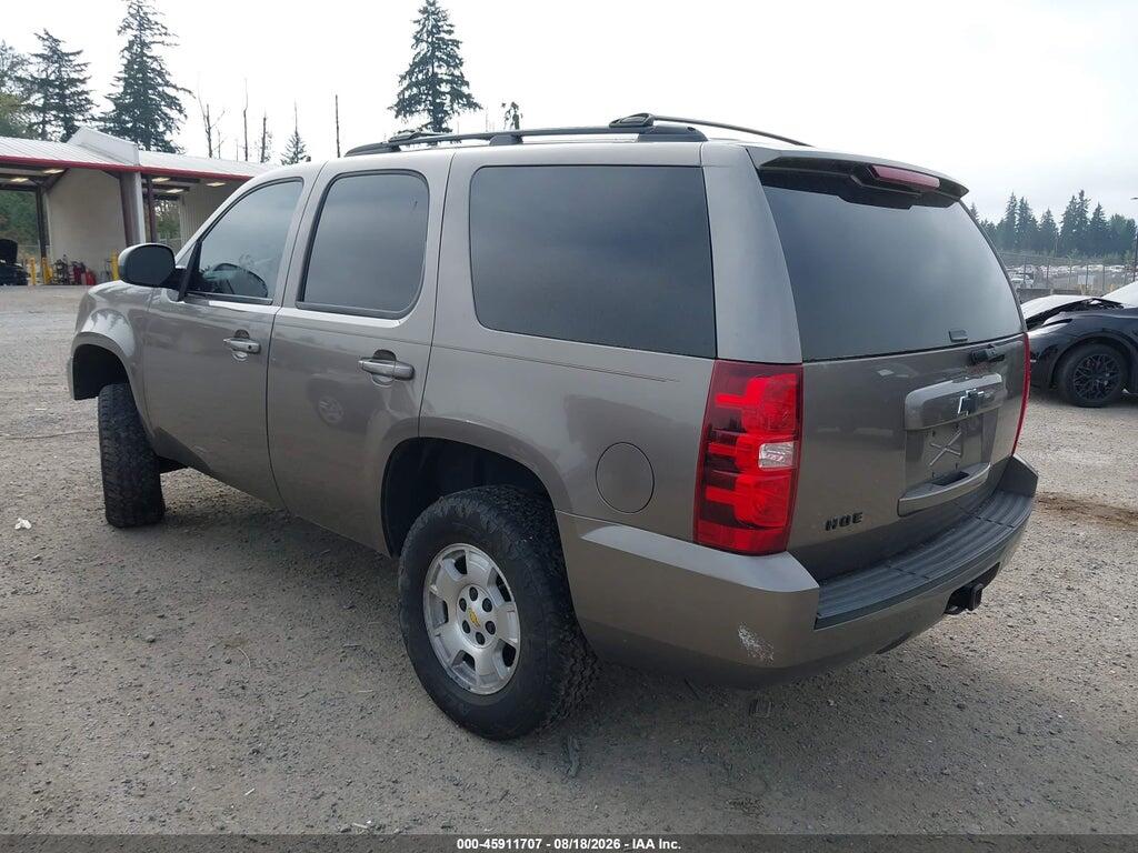 1GNSKAE04BR127499 2011 CHEVROLET TAHOE photo no. 3