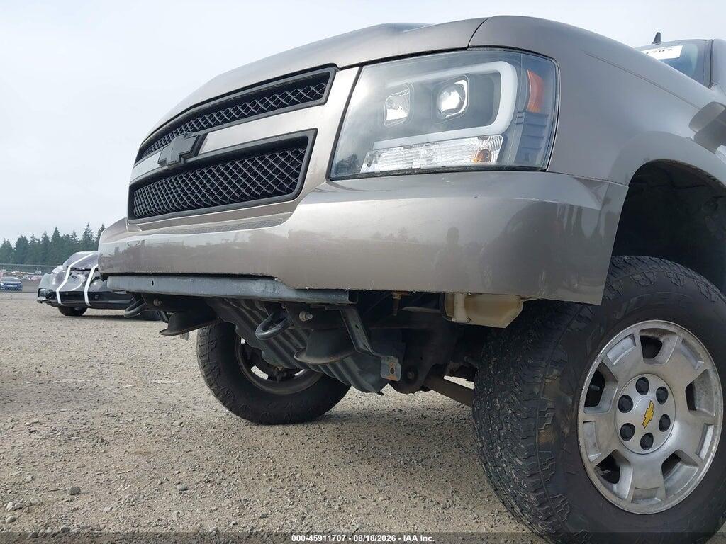 1GNSKAE04BR127499 2011 CHEVROLET TAHOE photo no. 6