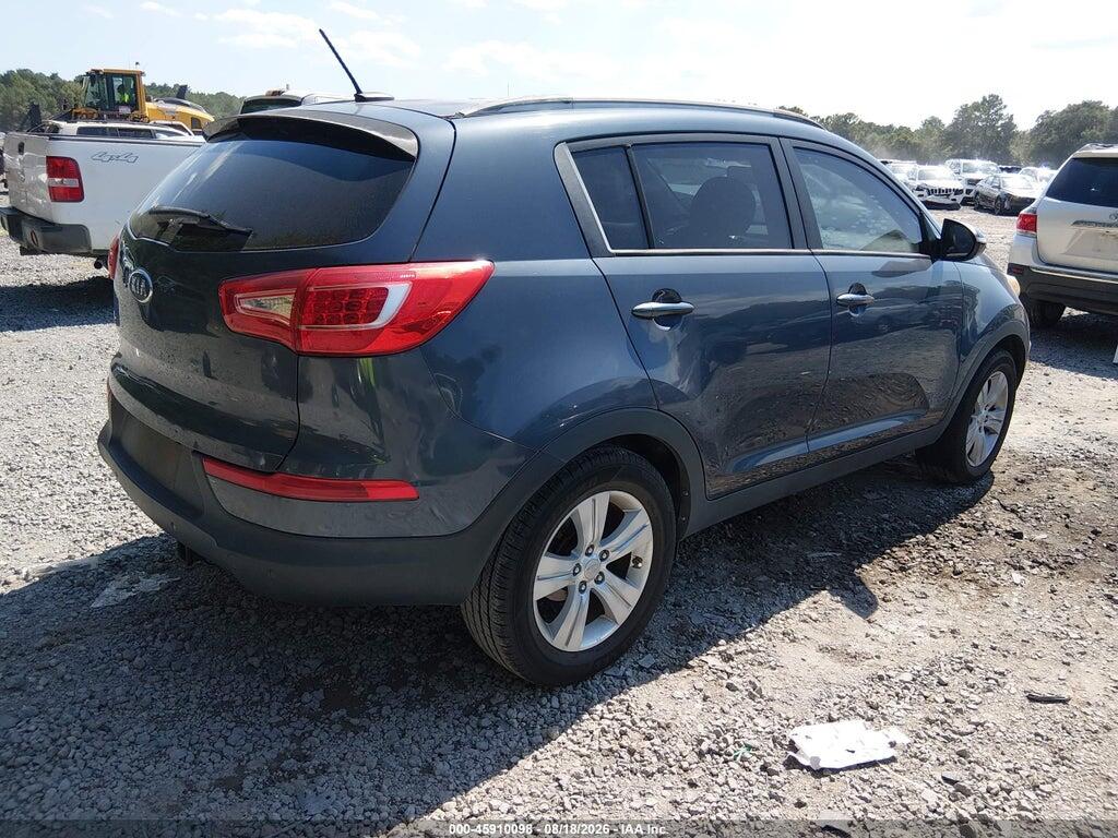 KNDPB3A21B7093017 2011 KIA SPORTAGE photo no. 4