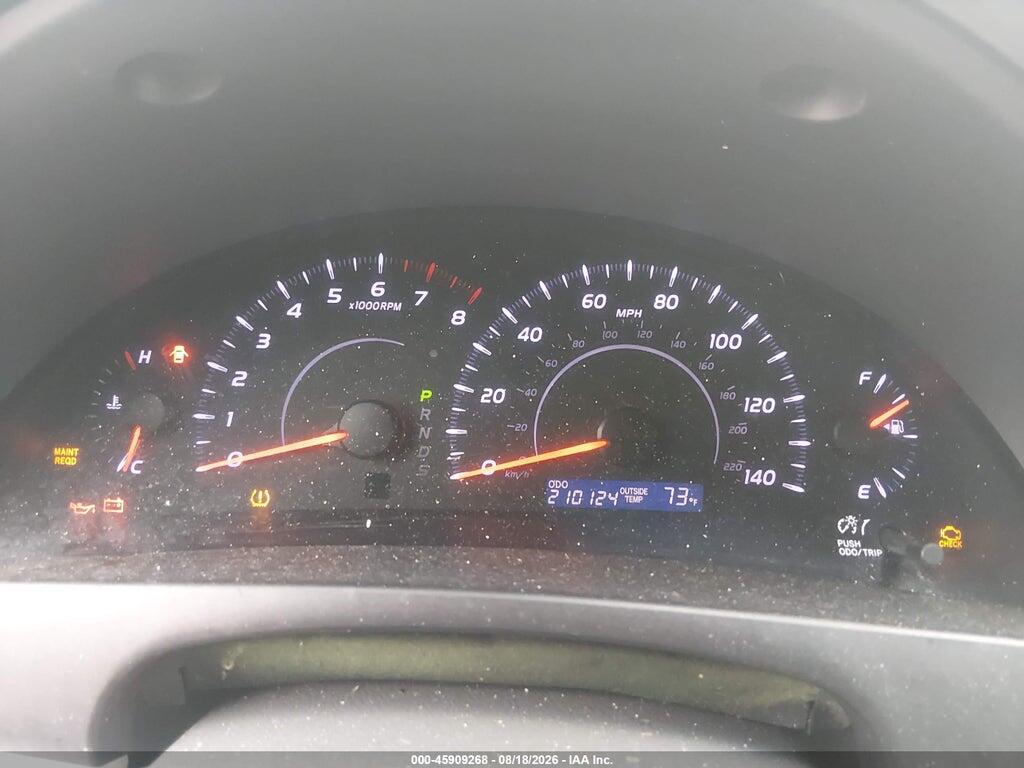 4T1BF3EK2BU654749 2011 TOYOTA CAMRY photo no. 7