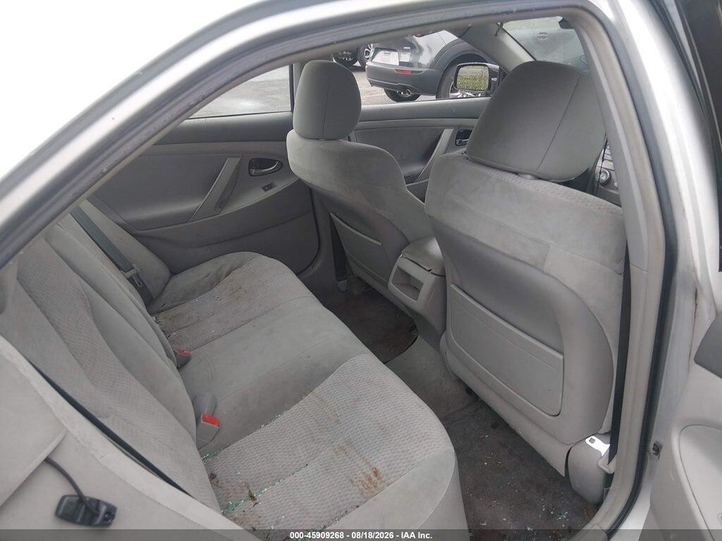 4T1BF3EK2BU654749 2011 TOYOTA CAMRY photo no. 8