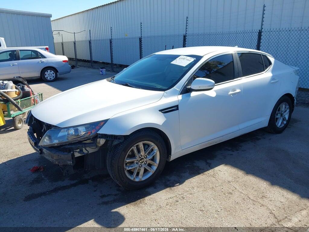 KNAGM4A76B5173868 2011 KIA OPTIMA photo no. 2