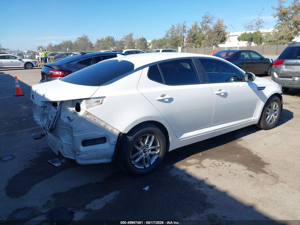 KNAGM4A76B5173868 2011 KIA OPTIMA photo no. 4