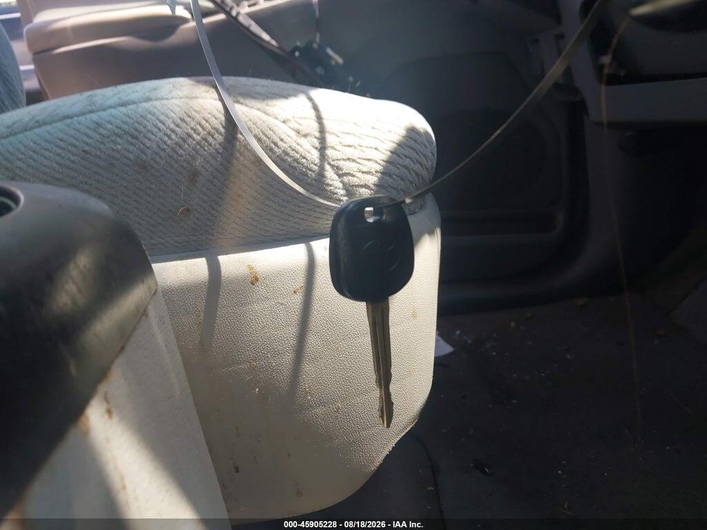 5TDKK3DC8BS143450 2011 TOYOTA SIENNA photo no. 11