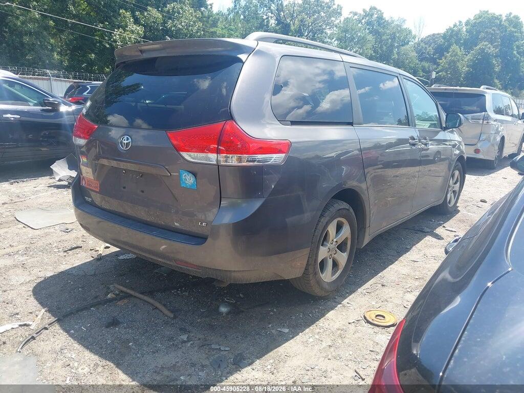 5TDKK3DC8BS143450 2011 TOYOTA SIENNA photo no. 4