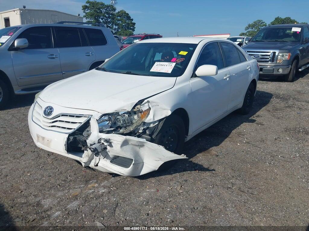 4T1BF3EK0BU770953 2011 TOYOTA CAMRY photo no. 2