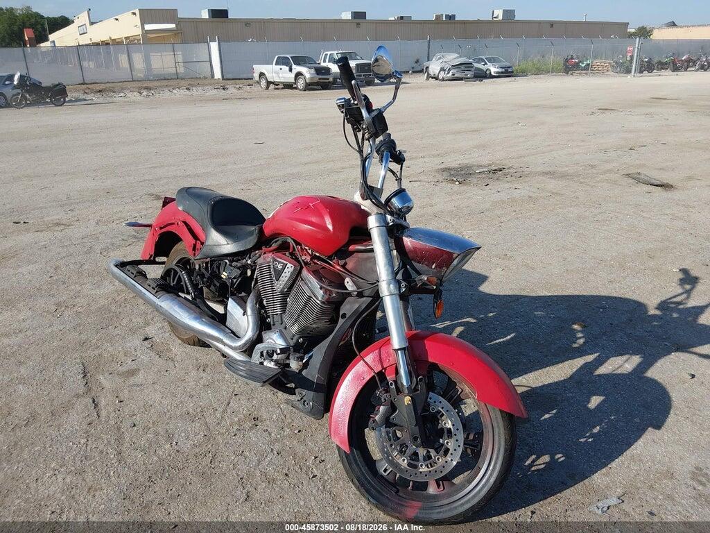 5VPEB36D1A3003387 2010 VICTORY MOTORCYCLES CROSS ROADS photo no. 1