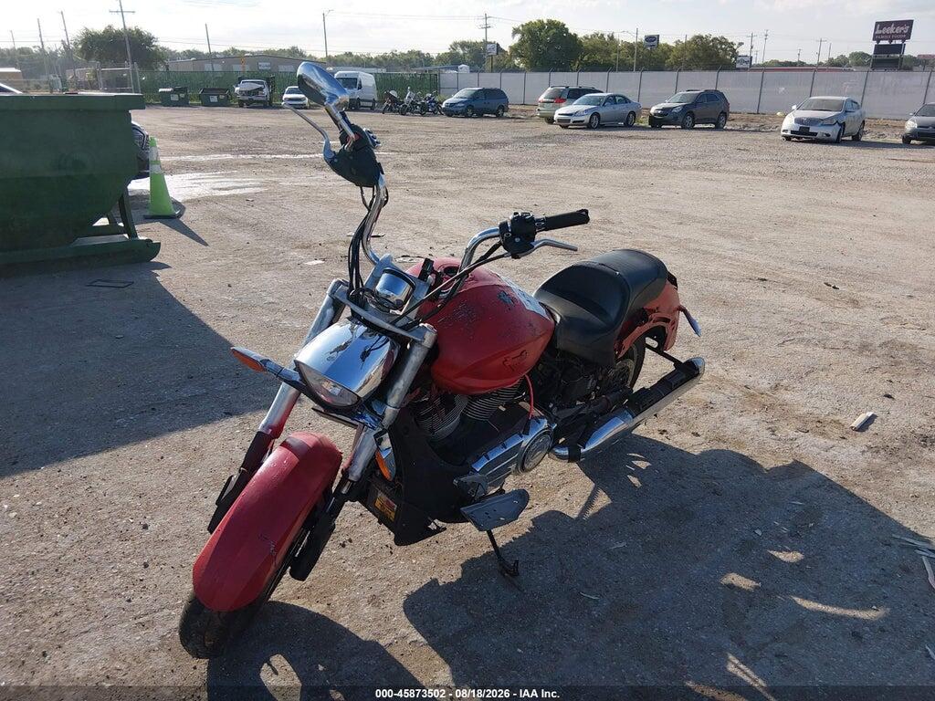 5VPEB36D1A3003387 2010 VICTORY MOTORCYCLES CROSS ROADS photo no. 2