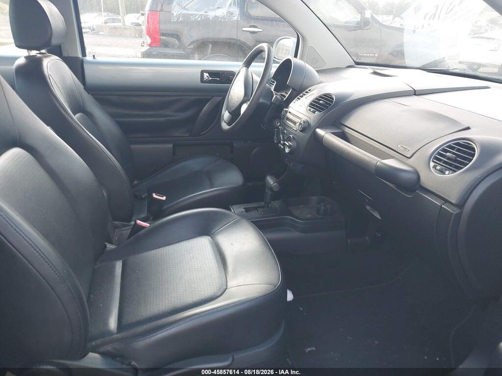 3VWPG3AGXAM017441 2010 VOLKSWAGEN NEW BEETLE photo no. 5