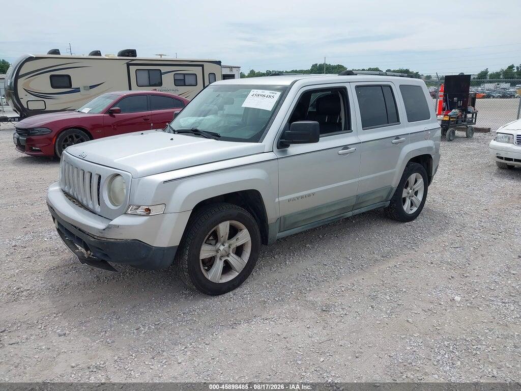 1J4NT4GB2BD290193 2011 JEEP PATRIOT photo no. 2