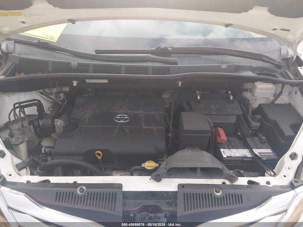 5TDDK3DC8BS023947 2011 TOYOTA SIENNA photo no. 10