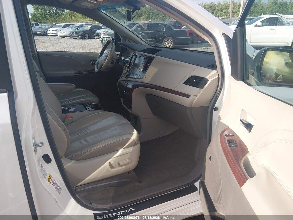 5TDDK3DC8BS023947 2011 TOYOTA SIENNA photo no. 5