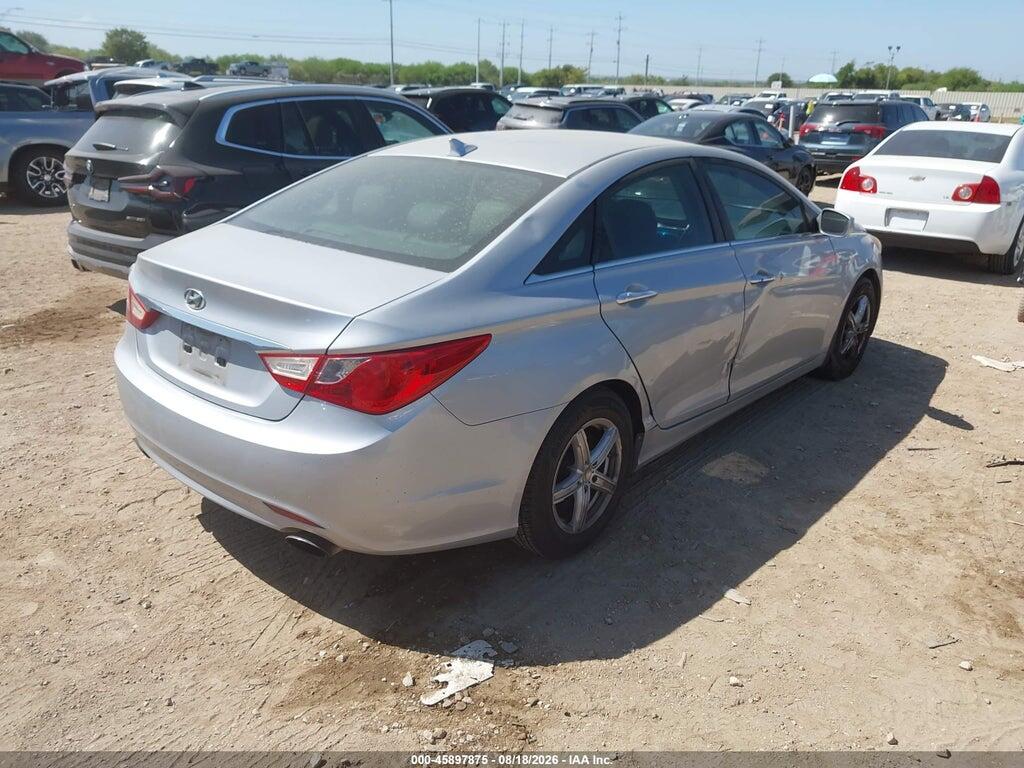 5NPEC4AC3BH182246 2011 HYUNDAI SONATA photo no. 4