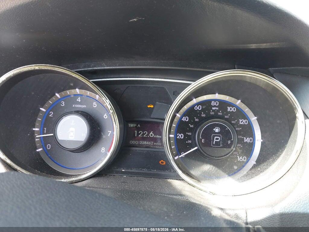 5NPEC4AC3BH182246 2011 HYUNDAI SONATA photo no. 7