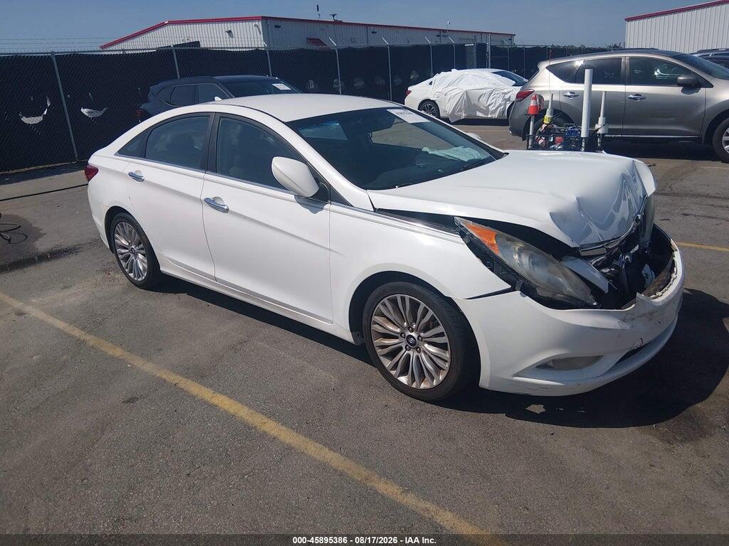 5NPEC4AB5BH318075 2011 HYUNDAI SONATA photo no. 1