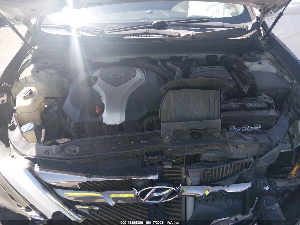 5NPEC4AB5BH318075 2011 HYUNDAI SONATA photo no. 10