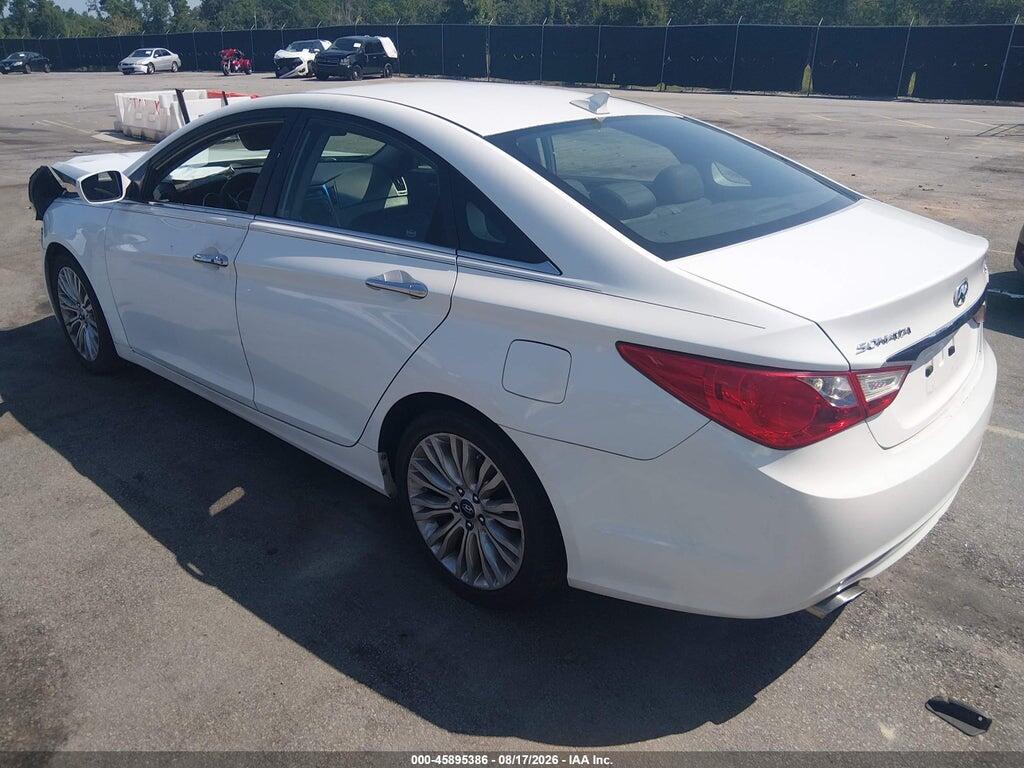 5NPEC4AB5BH318075 2011 HYUNDAI SONATA photo no. 3