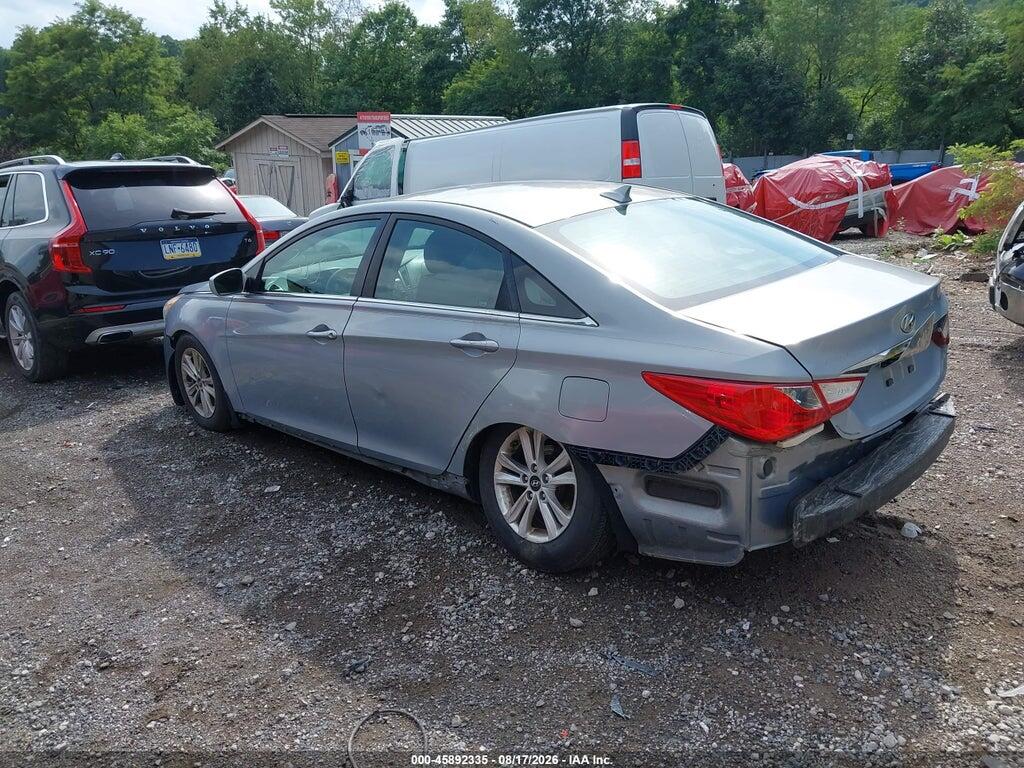 5NPEB4AC0BH293288 2011 HYUNDAI SONATA photo no. 3