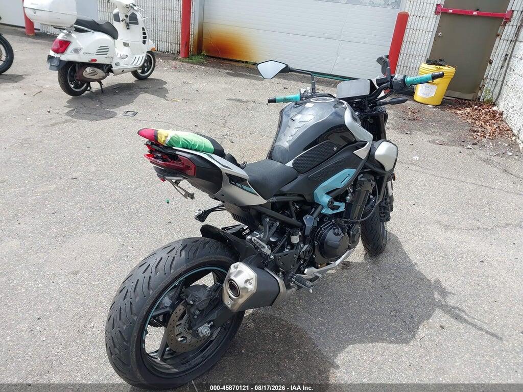 ML5ZRDS16SDA01981 2025 KAWASAKI ZR900 photo no. 4