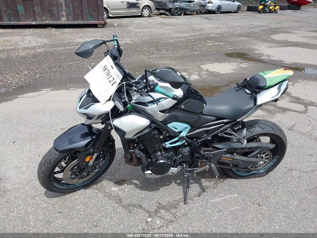 ML5ZRDS16SDA01981 2025 KAWASAKI ZR900 photo no. 9