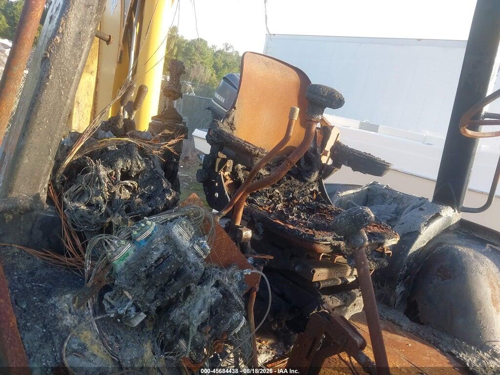 CAT0420DPFDP21440 2004 CATERPILLAR 420D photo no. 8