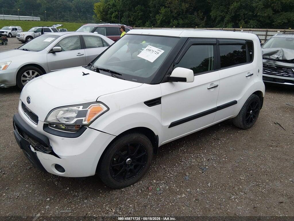 KNDJT2A22B7709448 2011 KIA SOUL photo no. 2