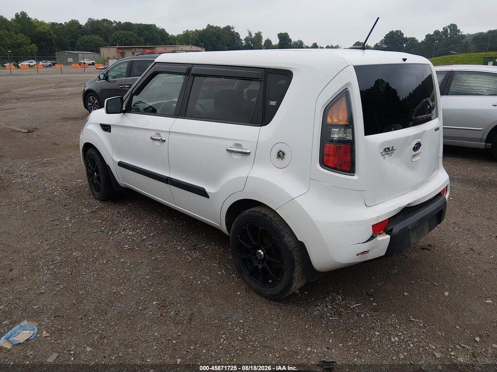 KNDJT2A22B7709448 2011 KIA SOUL photo no. 3