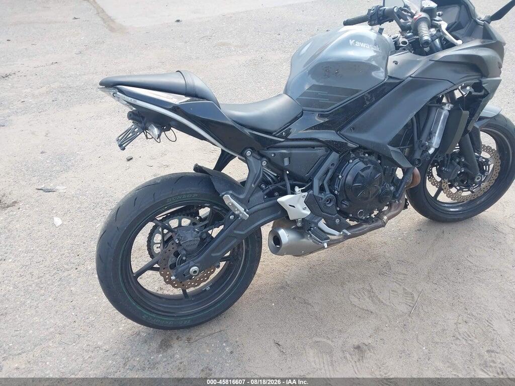 ML5EXEP1XSDAG4824 2025 KAWASAKI EX650 photo no. 4