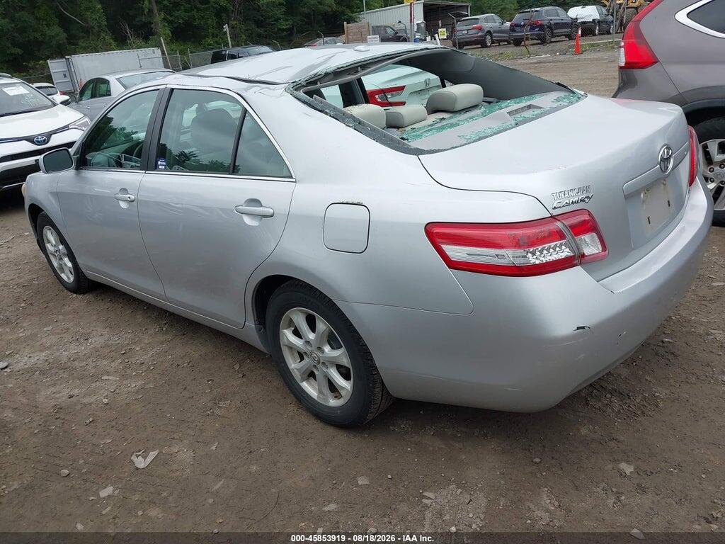 4T1BF3EK8BU764012 2011 TOYOTA CAMRY photo no. 3