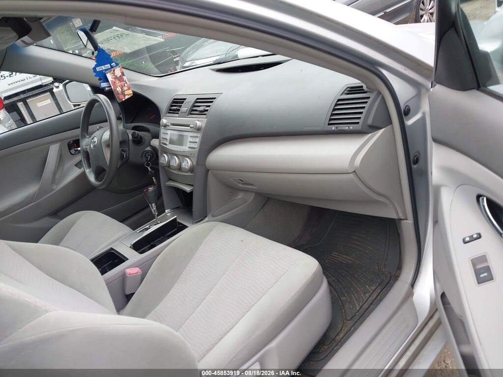 4T1BF3EK8BU764012 2011 TOYOTA CAMRY photo no. 5