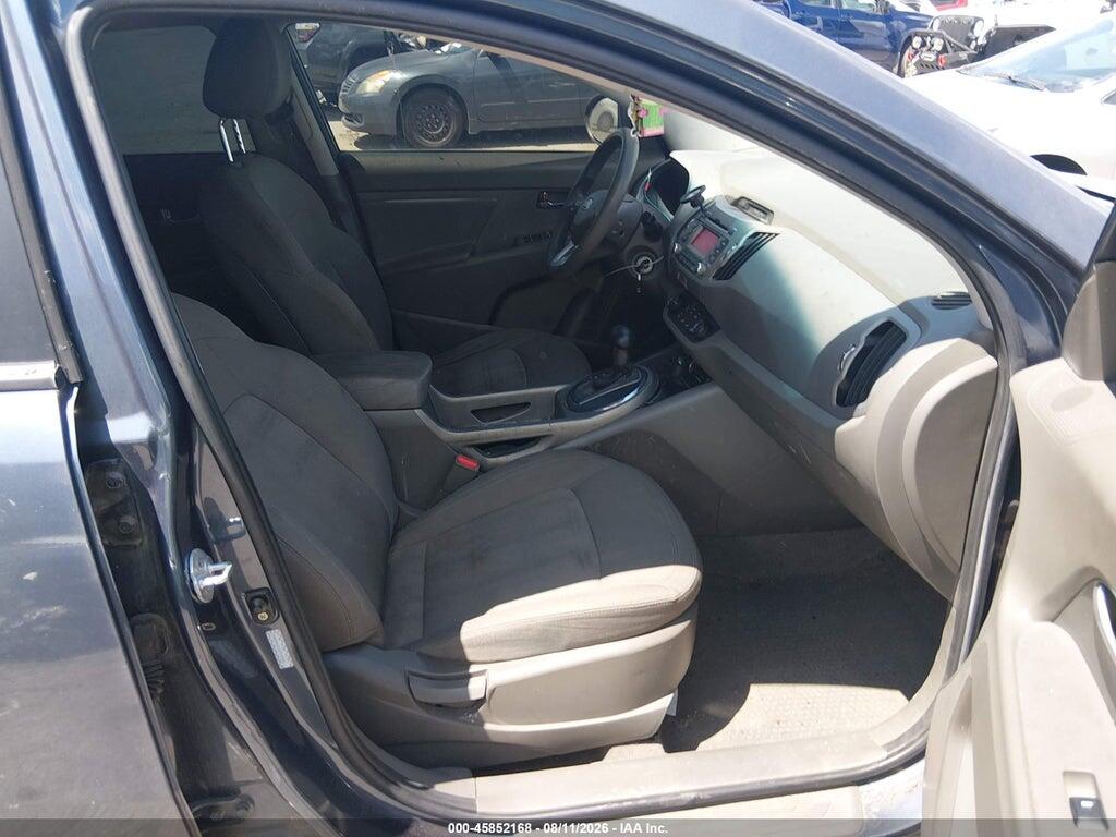 KNDPB3A24B7023883 2011 KIA SPORTAGE photo no. 5