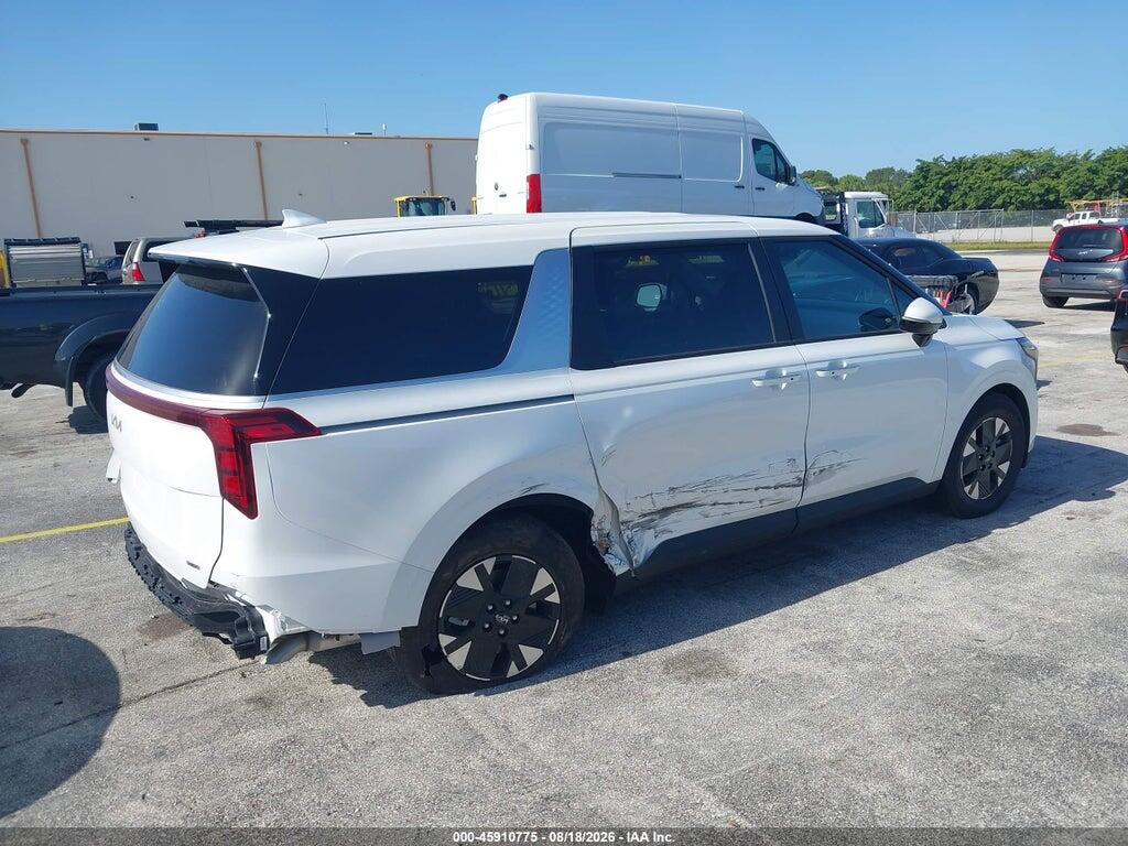 KNDNB5KA9V6192509 2027 KIA CARNIVAL photo no. 4