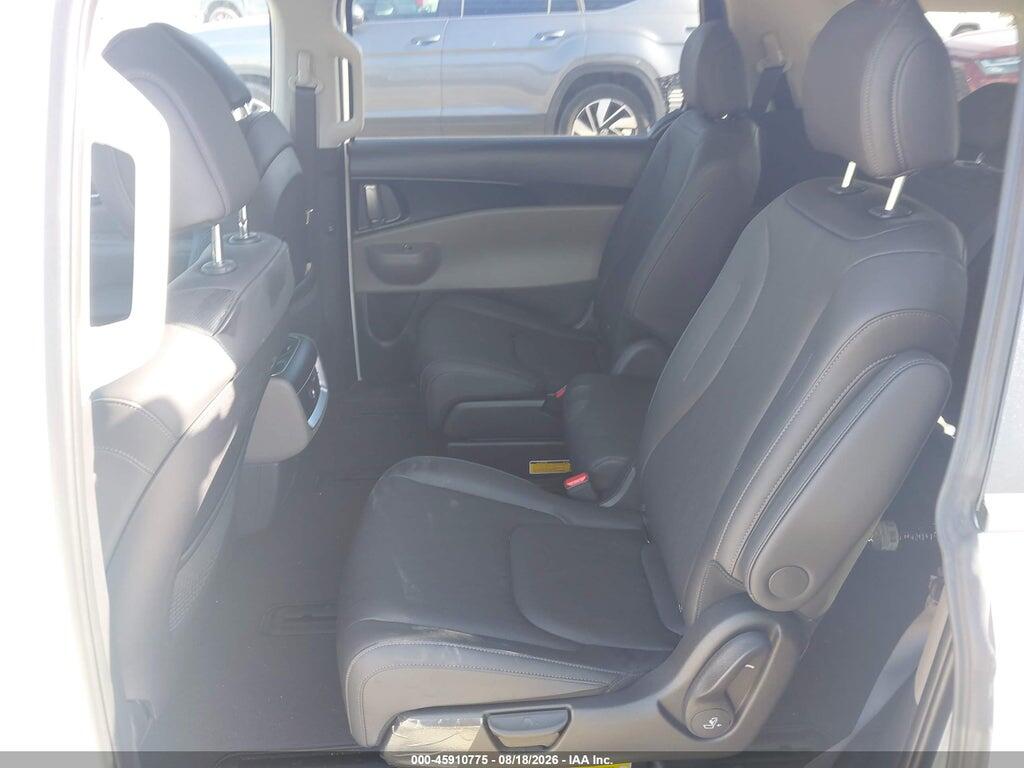 KNDNB5KA9V6192509 2027 KIA CARNIVAL photo no. 8