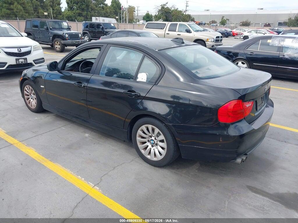 WBAPH53569A434634 2009 BMW 328I photo no. 3