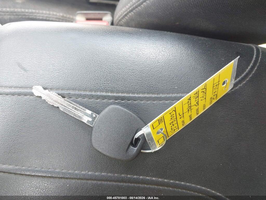 1NXBR32E85Z530141 2005 TOYOTA COROLLA photo no. 11