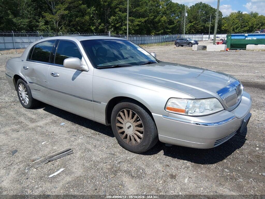 2005 LINCOLN TOWN CAR 1LNHM82W25Y614978