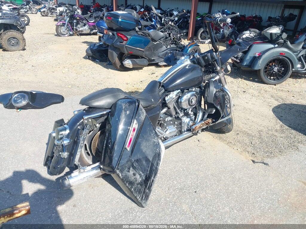 1HD1KB4157Y688892 2007 HARLEY-DAVIDSON FLHX photo no. 4