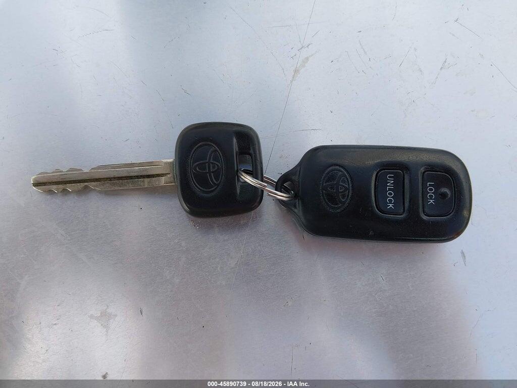 JTEHD20V156042322 2005 TOYOTA RAV4 photo no. 11