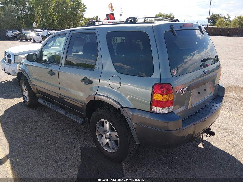 1FMYU93195KC80332 2005 FORD ESCAPE photo no. 3