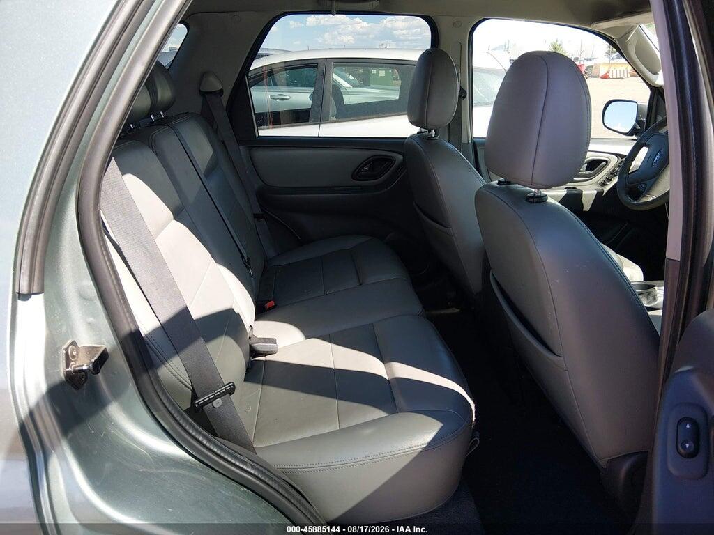 1FMYU93195KC80332 2005 FORD ESCAPE photo no. 8