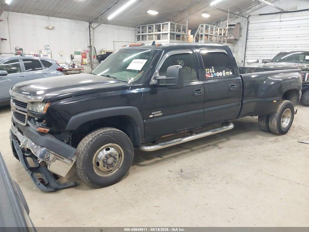 1GCJK33D37F106027 2007 CHEVROLET SILVERADO 3500 CLASSIC photo no. 2