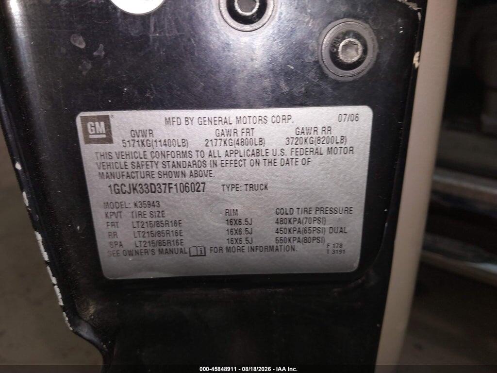 1GCJK33D37F106027 2007 CHEVROLET SILVERADO 3500 CLASSIC photo no. 8