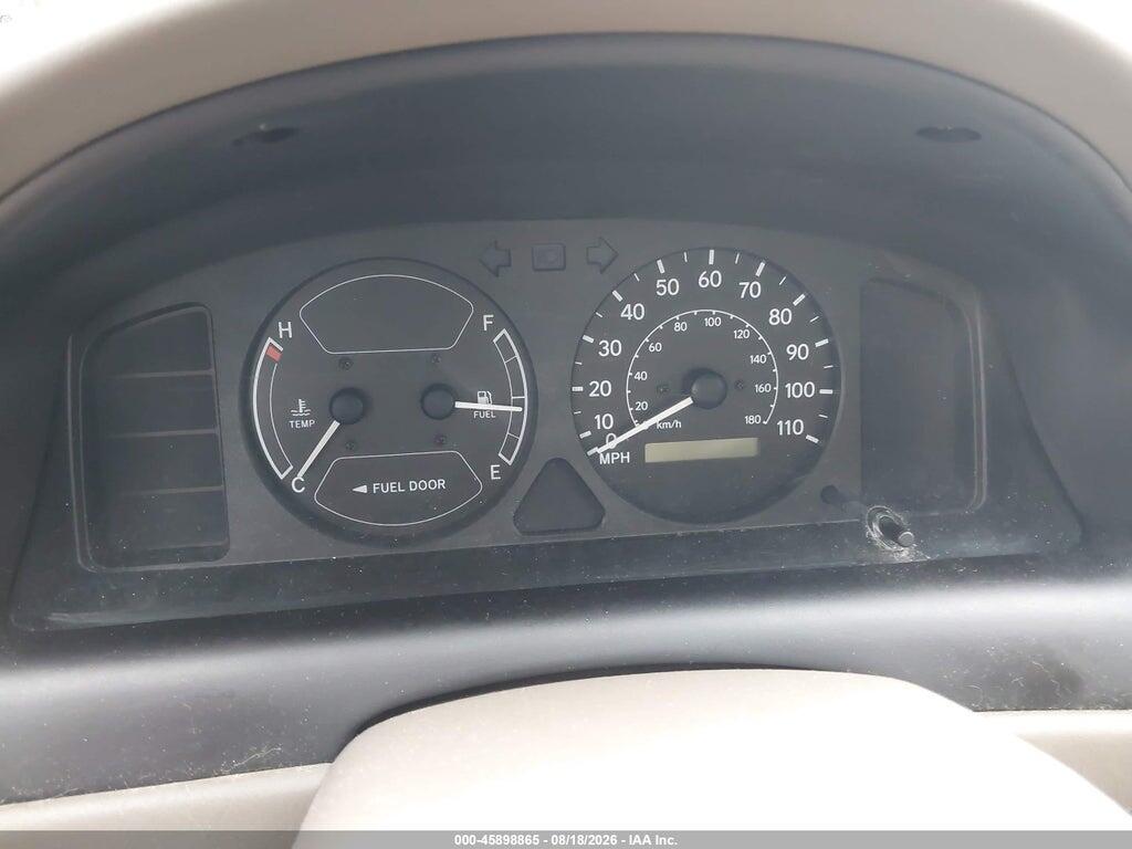 2T1BR12E6YC272213 2000 TOYOTA COROLLA photo no. 7