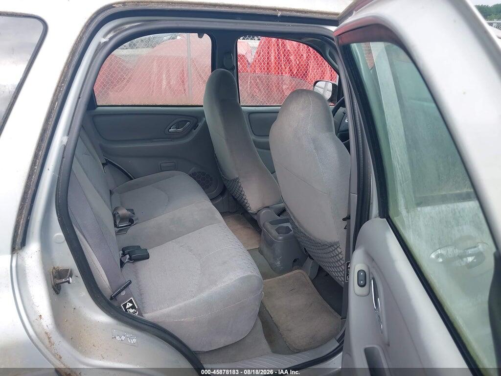 4F2YU06131KM04598 2001 MAZDA TRIBUTE photo no. 8