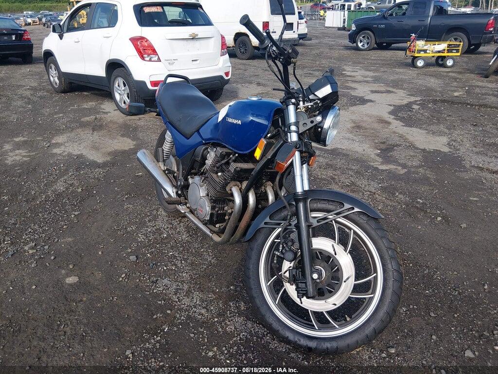 JYA5G2003CA103887 1982 YAMAHA XJ750 photo no. 1