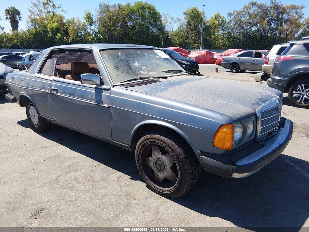 1984 MERCEDES-BENZ 300 WDBAB53A9EA043655