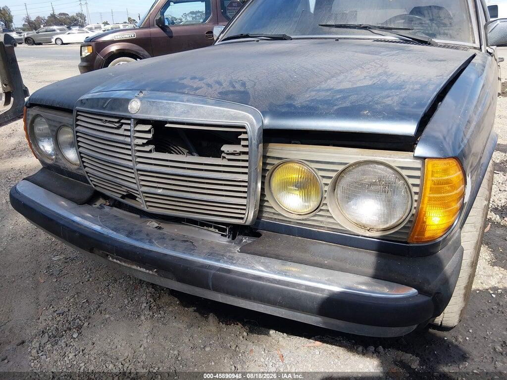 WDBAB53A9EA043655 1984 MERCEDES-BENZ 300 photo no. 6