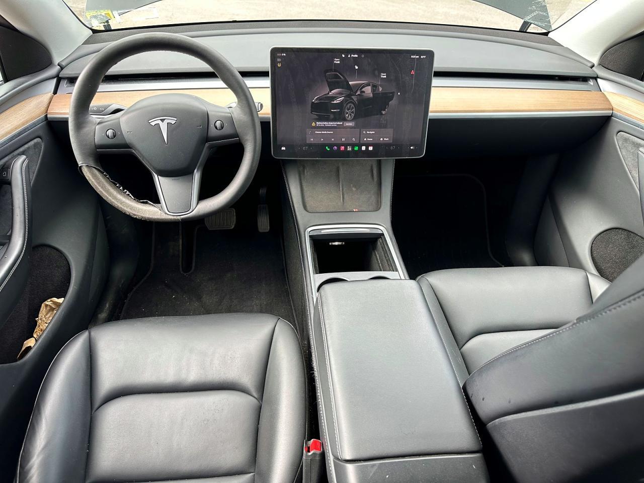 2024 TESLA MODEL Y — Фото 6 из 11