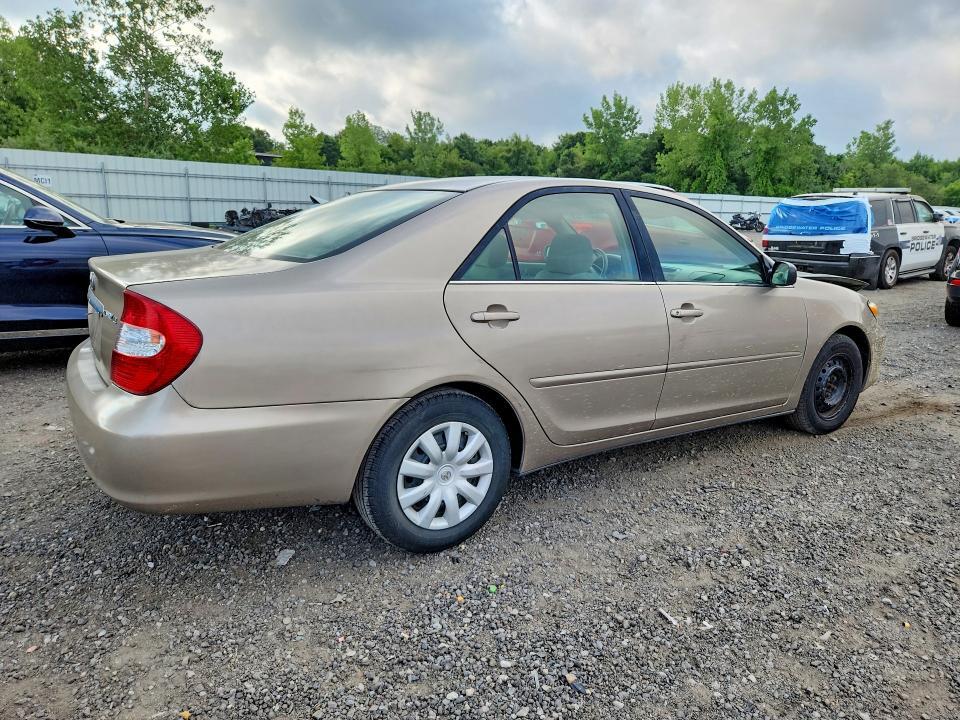 4T1BE32K44U891981 2004 TOYOTA CAMRY photo no. 3