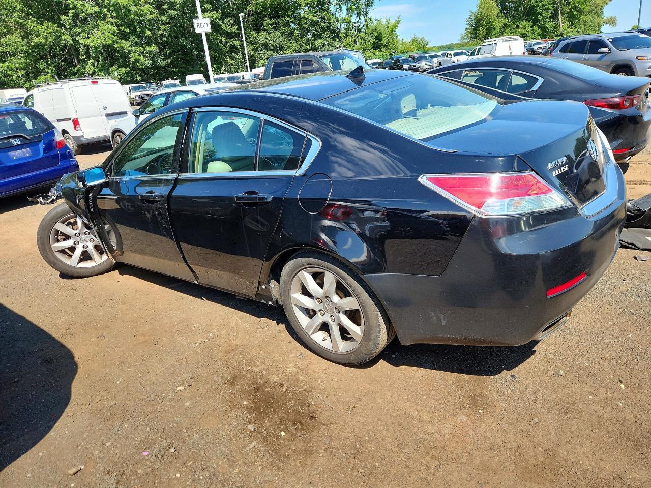19UUA8F28CA026934 2012 ACURA TL photo no. 2